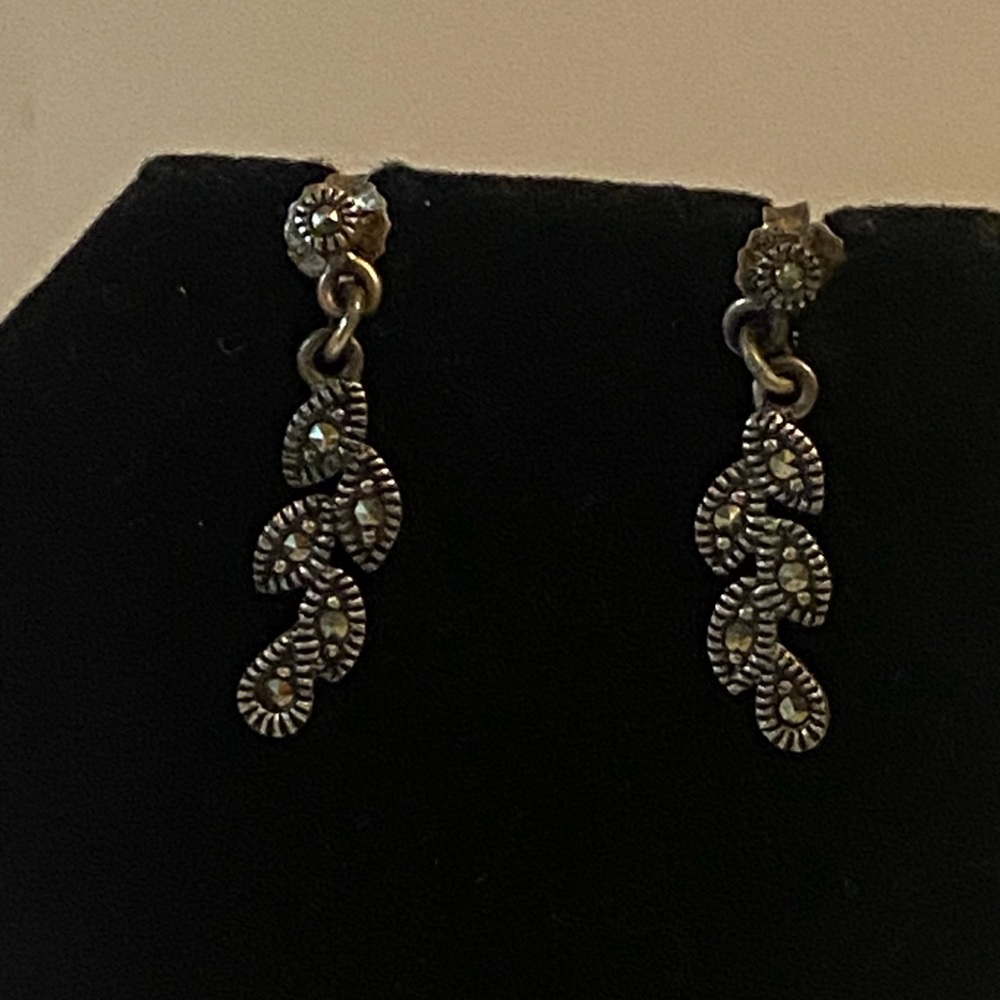 Vintage-Inspired Silver Marcasite Drop Earrings